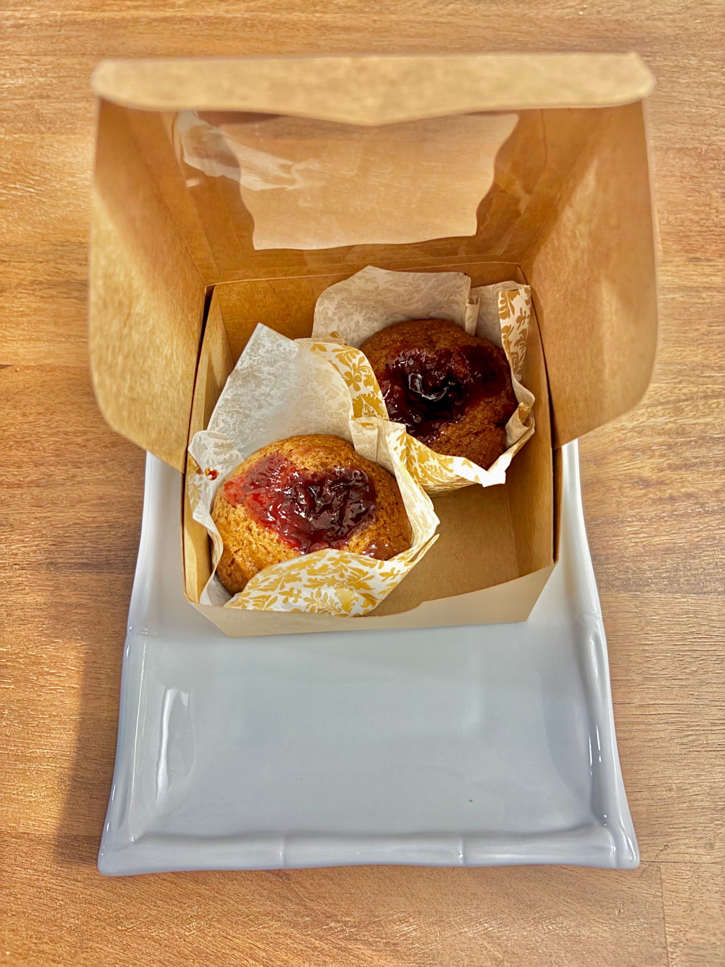 Nonnettes-Mini Honey Cakes with Sour Cherry Jam (2 pack)